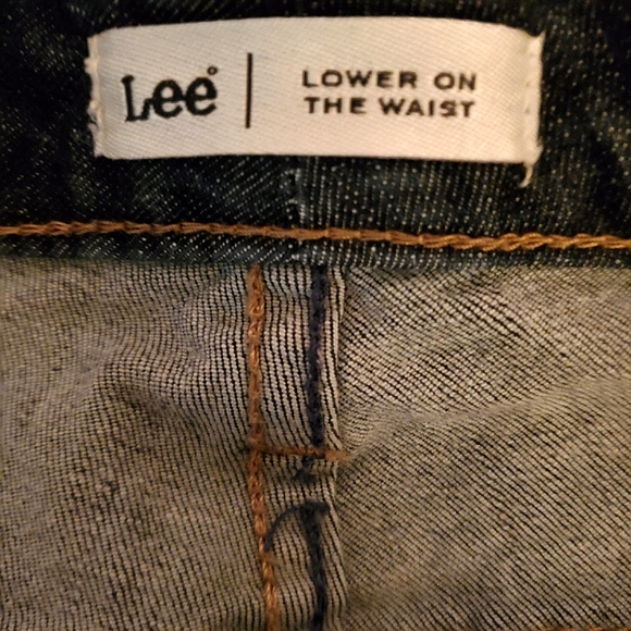 'Lee Lower On the Waist' Dark Wash Jeans Size 14 Petite - Picture 3 of 3